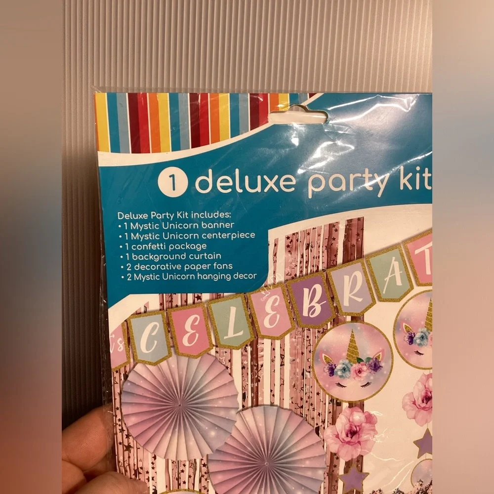 Mystic Unicorn Let’s Celebrate Deluxe Party Kit